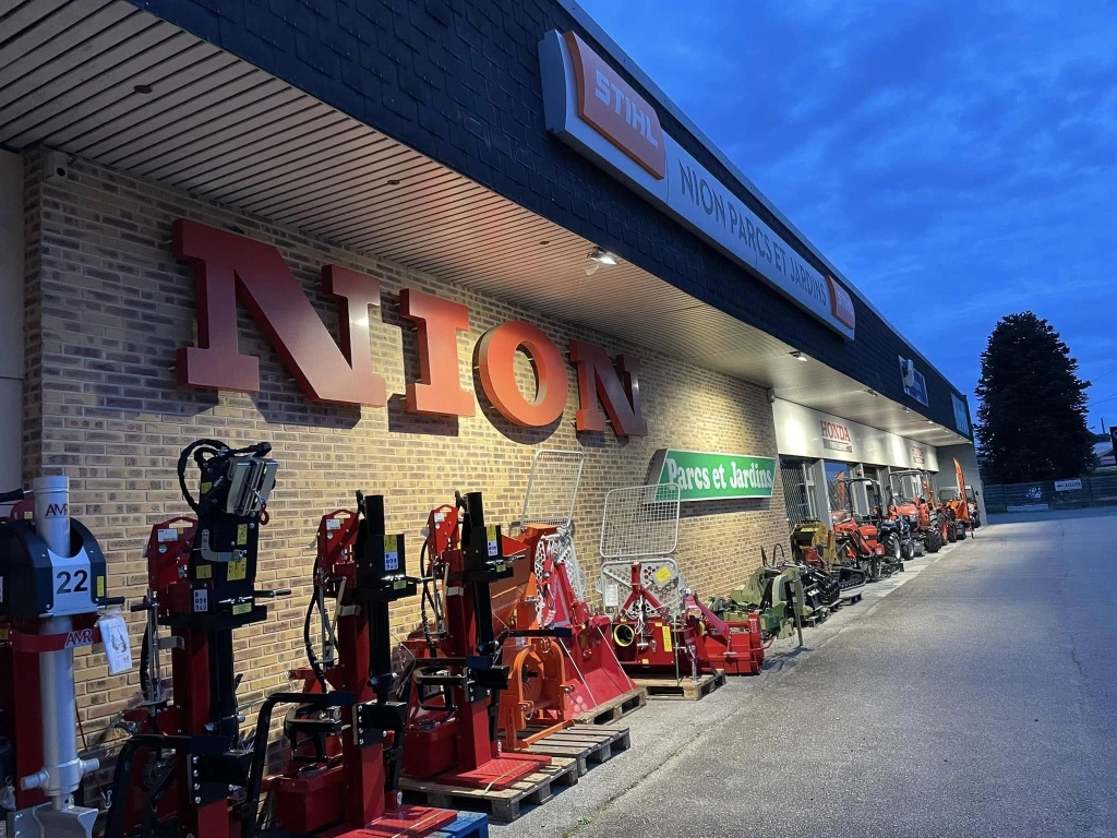 MAGASIN NION YVETOT FACADE 2